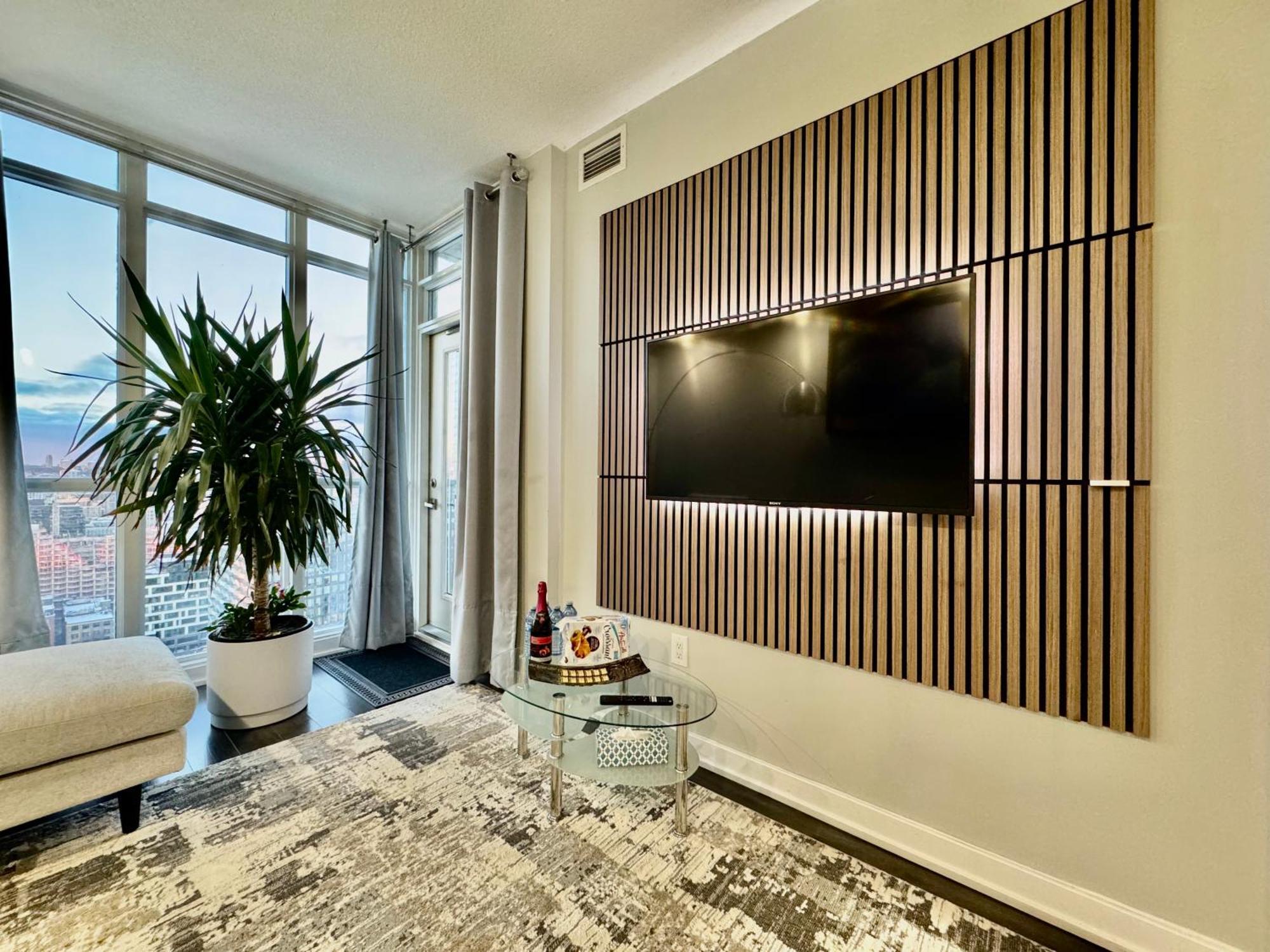 Tvhr - Luxury Condos In Heart Of Downtown โตรอนโต ภายนอก รูปภาพ